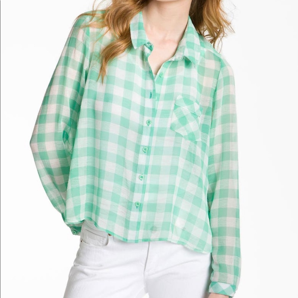 Free People shirt womens top size S button long sleeves model 5’ tall